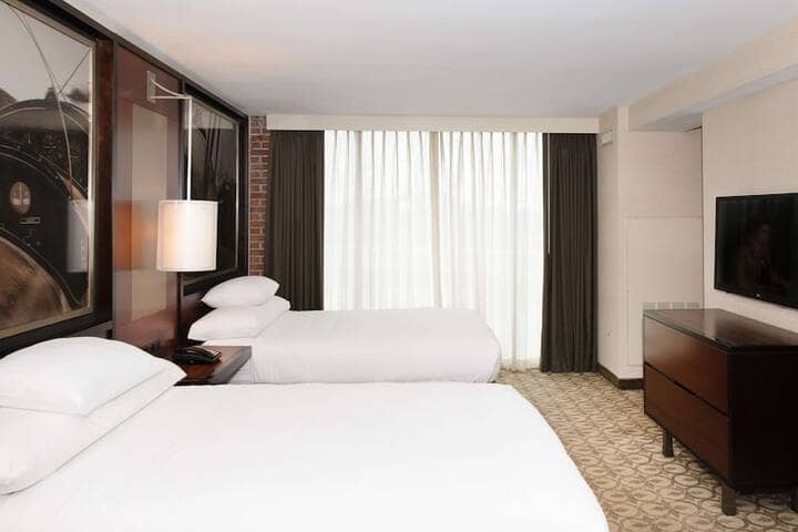 Room 21 of 84