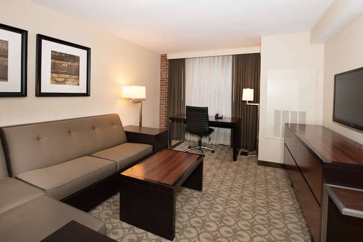 Room 16 of 84